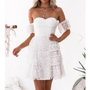White lace dress never been worn new with tags